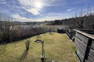 Gut vermietetes Zweifamilienhaus mit schöner Aussicht und großem Garten – Regen (Kreis) – Vorschaubild 9