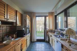 Seltene Gelegenheit: Exklusive Villa mit Indoor-Pool und weitläufigem Grundstück in Gaimersheim – Die vollständige Adresse der Immobilie erhältst du vom Anbieter., 85080 Gaimersheim – Vorschaubild 15