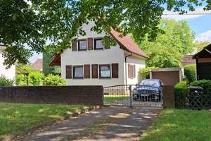 Grünes Paradies: Charmantes Haus mit 785 m² Traumgrundstück – 700.000€ VB - Provisionsfrei! – 60388 Seckbach, Frankfurt am Main – Vorschaubild 2