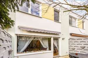 Ruhiges, charmantes Reihenmittelhaus mit Garage in Berlin Reinickendorf – Die vollständige Adresse der Immobilie erhältst du vom Anbieter., 13509 Borsigwalde, Berlin – Vorschaubild 1
