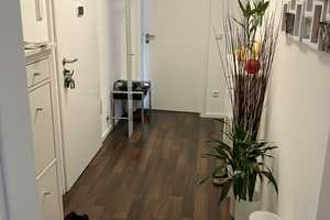 Modern eingerichtete, möblierte 2-Raum-EG-Wohnung auf 2 Jahre zu vermieten. – München – Vorschaubild 5