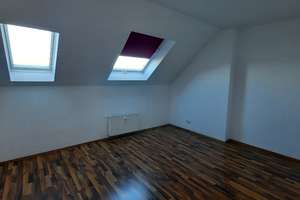 Viel Platz für den Alltag in dieser 4-Zimmer-Wohnung in Chemnitz