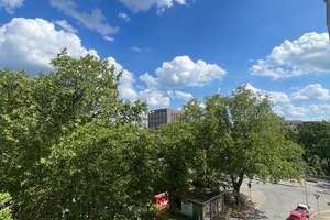 Sofort einziehen! Möbliertes Apartment mit neuem Bad, Fahrstuhl und Balkon in beliebter Lage – Die vollständige Adresse der Immobilie erhältst du vom Anbieter., 30449 Linden-Süd, Hannover – Vorschaubild 4