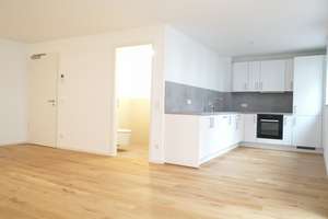 Erstbezug: Luxuriöse 3-Zimmer-Gartenwohnung mit 89 m² in München