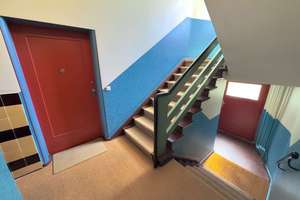 Charmante 3-Zimmer-Altbauwohnung mit 3 m Deckenhöhe & grünem Innenpark in Berlin – Die vollständige Adresse der Immobilie erhältst du vom Anbieter., 14199 Schmargendorf, Berlin – Vorschaubild 9
