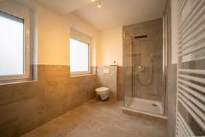Klassischer Charme trifft Moderne: 7 Zimmer, Pool, Terrasse und flexible Nutzungsmöglichkeiten – Stützelstraße 13, 67069 Ludwigshafen am Rhein – Vorschaubild 5