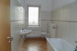 2 Zimmer WG geeignet KARLI ab 01.11 mit Balkon – karl-Liebknecht-Str. 98, 4275 Leipzig – Vorschaubild 5
