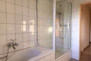 Seltenheitswert! 🔑 Exklusiv wohnen wie im Haus - Luxus trifft Panorama mit eigenem Garten – Die vollständige Adresse der Immobilie erhältst du vom Anbieter., 45133 Bredeney, Essen – Vorschaubild 16