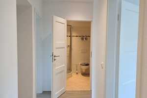 ! Wohnen in der Beimssiedlung - sanierte 2 Raum mit Balkon und Dusche ! – Völpker Str. 16, 39110 Magdeburg – Vorschaubild 8