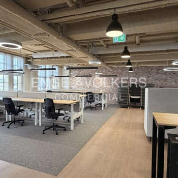 Inspirierende Loft-Offices inklusive Möblierung in Toplage