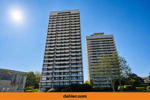 Exklusiv sanierte Etagenwohnung mit sonnigem Südostbalkon und Einbauküche