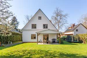 Großzügiges Einfamilienhaus im Karolinenhof