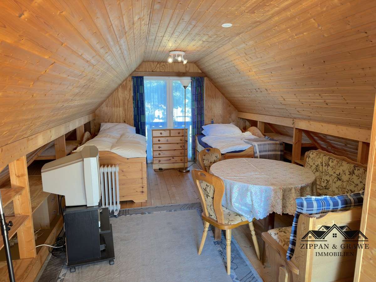 Immobilie in Pruchten - Charmantes Einfamilienhaus mit großem Garten und separatem Dachgeschoss in begehrter Lage - Bild 11