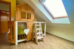 Viel Platz, viel Leben – charmantes Einfamilienhaus mit Gartenparadies & Wohlfühlatmosphäre – Die vollständige Adresse der Immobilie erhältst du vom Anbieter., 97922 Lauda-Königshofen – Vorschaubild 12