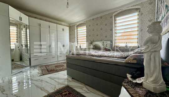 Bild von Charmante Villa mit großzügigem Grundstück in Kirchrode!!