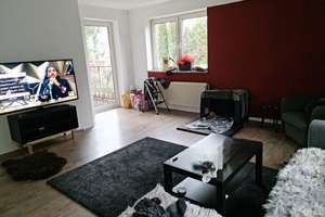 Helle 3-Raum-Hochparterre-Wohnung mit Balkon und EBK in Hamburg-Rahlstedt – Heestweg 2, 22143 Rahlstedt, Hamburg – Vorschaubild 16