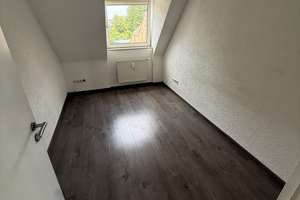98 m² große Maisonettenwohnung in Essen-Frintrop – Frintroperstr. 263, 45359 Bedingrade, Essen – Vorschaubild 4