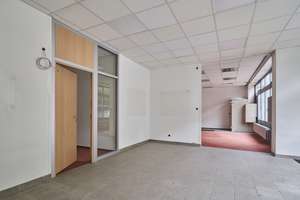 Schönes Wohnhaus mit Ladenfläche in zentraler Lage – Brunhildestraße 20, 61389 Schmitten – Vorschaubild 11