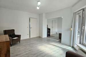 Stilvolles Reihenendhaus mit Gartenidylle, Balkon & Wohlfühlatmosphäre in Bielefeld-Sennestadt – Die vollständige Adresse der Immobilie erhältst du vom Anbieter., 33689 Sennestadt, Bielefeld – Vorschaubild 3