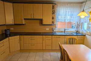 sehr schöne und gepflegte Doppelhaushälfte incl. Einbauküche Garten und Carport zu verkaufen ! – Die vollständige Adresse der Immobilie erhältst du vom Anbieter., 38229 Gebhardshagen, Salzgitter – Vorschaubild 4