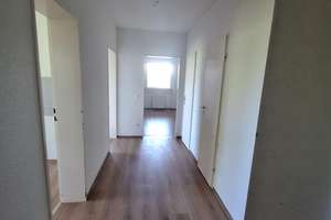 3 ZKB-Wohnung mit Balkon ab sofort – Leuschnerweg 7, 45279 Horst, Essen – Vorschaubild 4