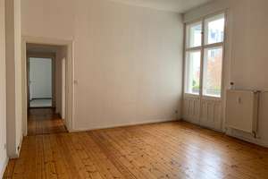 Stilvolle, geräumige und gepflegte 2-Zimmer-Wohnung mit Balkon und EBK in Charlottenburg, Berlin – Neue Kantstraße 11, 14057 Charlottenburg, Berlin – Vorschaubild 14
