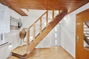 Tolles Haus in Ortsrandlage für Selbstnutzer oder als Ferienhaus geeignet! – Die vollständige Adresse der Immobilie erhältst du vom Anbieter., 56346 Sankt Goarshausen – Vorschaubild 6