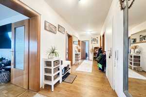 Dreifamilienhaus in ruhiger Lage  – Top gepflegt und bestens vermietet – Rosenheim (Kreis) – Vorschaubild 2