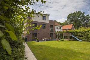 Neubau EFH aus 2008 mit sechs Zimmern, EBK, Garten in Groß Borstel Hamburg – Die vollständige Adresse der Immobilie erhältst du vom Anbieter., 22453 Niendorf, Hamburg – Vorschaubild 19