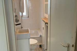 Befristet - 05/2027 - 2 Zimmer Erdgeschosswohnung mit Balkon in Hamburg-Eppendorf – Geschwister-Scholl-Straße 104B, 20251 Eppendorf, Hamburg – Vorschaubild 9