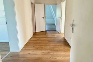 Erstbezug nach Sanierung - Stilvolle Altbauwohnung mit Wintergarten & Stellplatz – Die vollständige Adresse der Immobilie erhältst du vom Anbieter., 1279 Laubegast, Dresden – Vorschaubild 8