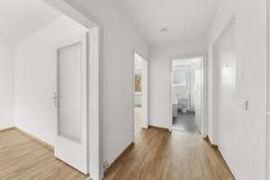 2 Zimmer zum verlieben! Jetzt zuschlagen und einen Monat Mietfrei sichern! – Engelshöhe 66, 42329 Vohwinkel, Wuppertal – Vorschaubild 2