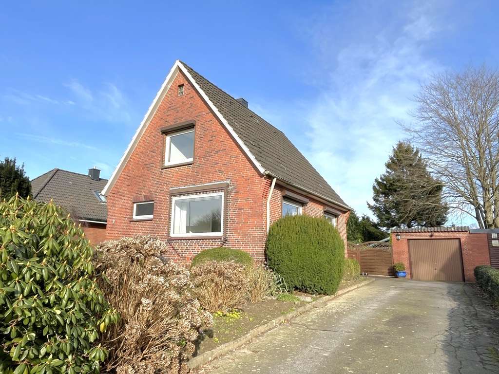 Immobilie in Drage - Attraktives Angebot: Ihr neues Zuhause mit Potenzial – gepflegt und teilmodernisiert - Bild 1