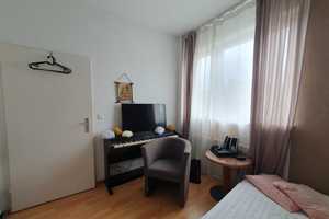 Property thumbnail 8