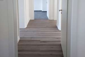 Grundsanierte 2 Zimmer in Ffm Fechenheim, Garten Pflege/Nutzung – 60386 Fechenheim, Frankfurt am Main – Vorschaubild 2