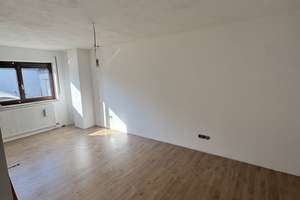 Charmante 3-Zimmer Doppelhaushälfte in Bamberg-Ost – Die vollständige Adresse der Immobilie erhältst du vom Anbieter., 96050 Ost, Bamberg – Vorschaubild 11