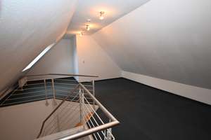 87 m² Maisonettewohnung mit Balkon nahe MHH, Conti & HDI – Helstorfer Straße 29, 30625 Kleefeld, Hannover – Vorschaubild 7