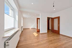 Freistehendes Zweifamilienhaus in Heilbronn-Neckargartach! – Liebermannstraße 5, 74078 Neckargartach, Heilbronn – Vorschaubild 3