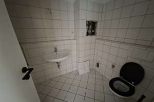 schöne 3 Zi. Wohnung bereit für kurzfristige Mieter – Shepton-Mallet-Ring 28, 30655 Misburg-Nord, Hannover – Vorschaubild 3