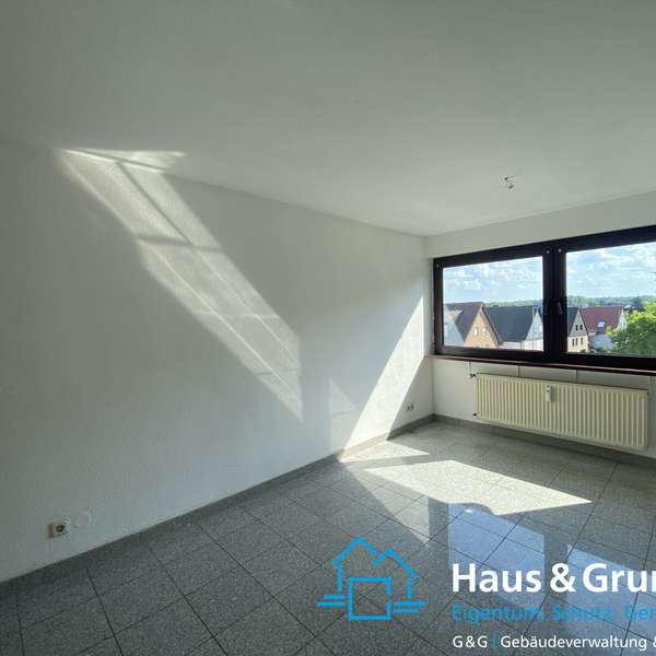 *** 3-Zimmer-Wohnung - sehr gepflegtes Mehrfamilienhaus - Gartennutzung mit Grill - Waldnähe ***