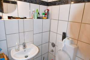 Investitionsobjekt mit Potenzial: Ehemaliges Hotel mit 18 Wohneinheiten in zentrumsnaher Lage von KO – Die vollständige Adresse der Immobilie erhältst du vom Anbieter., 56070 Lützel, Koblenz – Vorschaubild 32