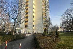 Erstbezug nach Kernsanierung 3 ZKBB Wohnung !!!