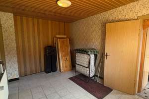 Zweifamilienhaus mit großem Garten und Entwicklungspotenzial in Bad Salzuflen zu verkaufen! – Die vollständige Adresse der Immobilie erhältst du vom Anbieter., 32107 Bad Salzuflen – Vorschaubild 9