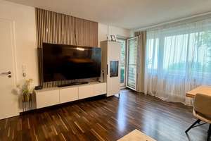 Große 2-Zimmer Wohnung mit Kamin, Einbauküche & Stellplätze -  Kriegshaber Nähe Uni Klinikum – Von-Willibald-Straße 12b, 86156 Kriegshaber, Augsburg – Vorschaubild 4