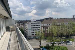 großräumige 2-Zimmer-Wohnung (7.OG) mit Süd-Balkon im Stadtzentrum – Berliner Allee 56, 40212 Friedrichstadt, Düsseldorf – Vorschaubild 3