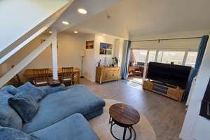 Provisionsfrei: Exklusive, lichtdurchflutete 3½ Zimmer Dachgeschosswohnung mit Ausbaureserve – Tangermünder Weg 18, 13583 Falkenhagener Feld, Berlin – Vorschaubild 2