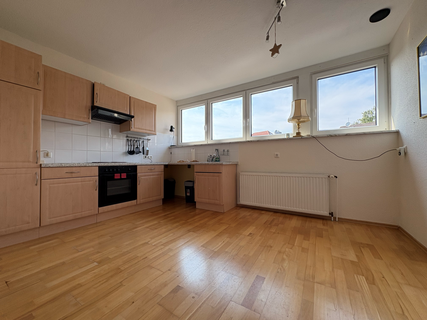 Immobilie in Rinteln - Drei Wohneinheiten in ruhiger Lage – Einziehen oder vermieten?  - Bild 11