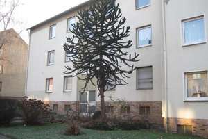 Komplett renovierte 2,5-Zimmer-Wohnung in Nähe City mit Balkon!