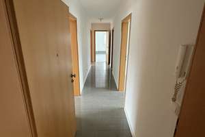Sanierte 3,5 Zimmer Wohnung mit Balkon – Die vollständige Adresse der Immobilie erhältst du vom Anbieter., 47055 Wanheimerort, Duisburg – Vorschaubild 7