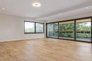 Großzügiges Zuhause mit Charme und Balance – Die vollständige Adresse der Immobilie erhältst du vom Anbieter., 61462 Königstein im Taunus – Vorschaubild 2